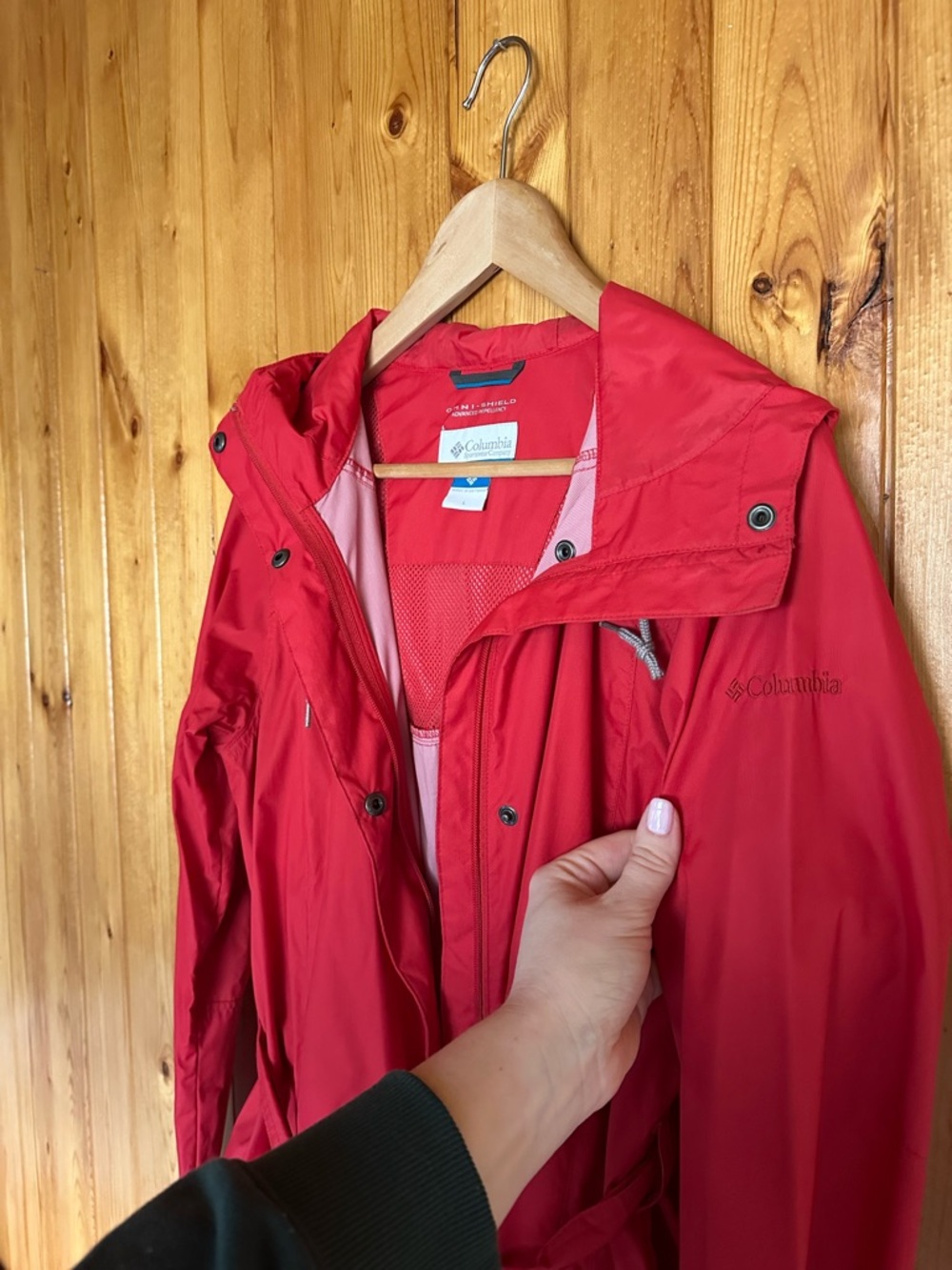 Columbia Women's Rain Jacket/Shell - Picture 7 of 9
